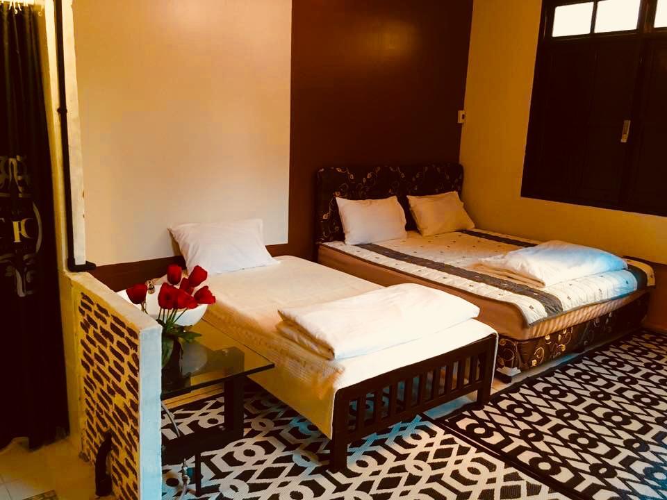 First 1 Boutique Hostel At Sukhumvit 1 Бангкок Экстерьер фото